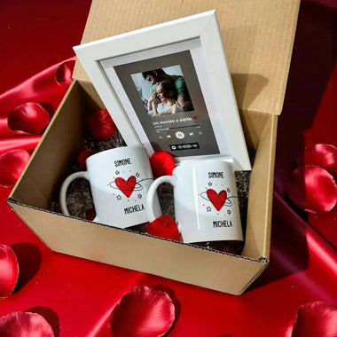 Box San Valentino Medium – Emotion Box con Combo Tazze Personalizzate e Quadro Spotify 13x18 cm-Box San Valentino-Lol T-shirt