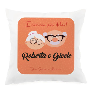 Cuscino Quadrato Personalizzato con Nomi I nonni più dolci – Idea Regalo per i Nonni, Festa dei Nonni-Cuscino personalizzato-Lol T-shirt