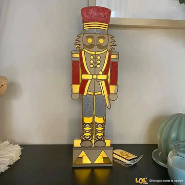 Lampada Schiaccianoci a led-Lampada in legno-Lol T-shirt