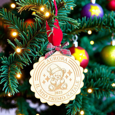Pallina di Natale in Legno “Il Mio Primo Natale” con Orsetto – Personalizzata con Nome e Anno