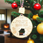 Pallina di Natale in Legno Personalizzata con Nomi "Primo Natale Nella Nostra Nuova Casa" - Casetta