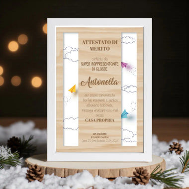 Quadro Attestato di Merito per Rappresentante di Classe Personalizzato con Nome e Dedica – Cornice Bianca