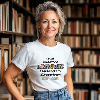 T-shirt Maestra Personalizzata Sopravvissuta all’anno scolastico-T-shirt-Lol T-shirt