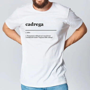 T-shirt Uomo Divertente "Cadrega – L’Inganno Universale"