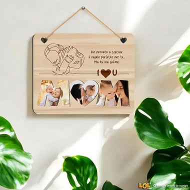 Targa in Legno con Scritta MOM e 3 Foto Personalizzate – Regalo Mamma