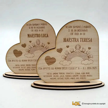 Targhetta in Legno Cuore Personalizzata per Maestra o Maestro con Nomi Bambini