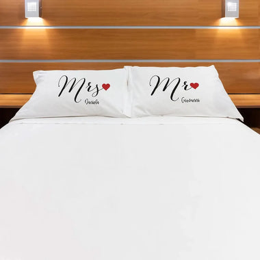 Coppia di federe matrimoniali Mr e Mrs personalizzabili con Nomi - Idea Regalo-Federe per cuscino-Lol T-shirt