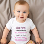 Body Neonato “Ciao Papà! Sono una femminuccia” – Annuncio Divertente per Papà-Body per bimbi-Lol T-shirt