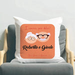 Cuscino Quadrato Personalizzato con Nomi I nonni più dolci – Idea Regalo per i Nonni, Festa dei Nonni-Cuscino personalizzato-Lol T-shirt