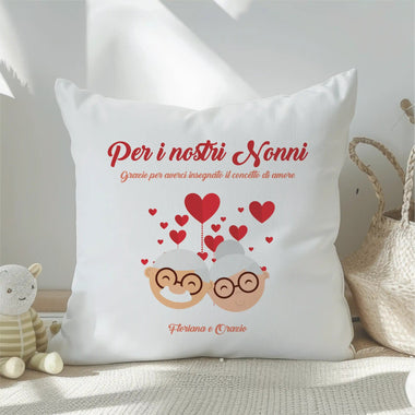 Cuscino Quadrato Personalizzato con i nomi Nonni Grazie per averci insegnato il concetto di amore Cuscino personalizzato