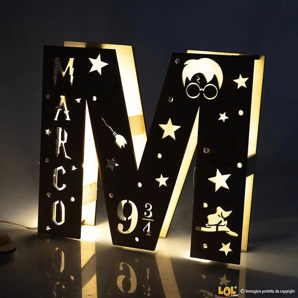 Lampada in legno a led Personalizzabile con Nome (Harry Potter Tribute –  Lol T-shirt