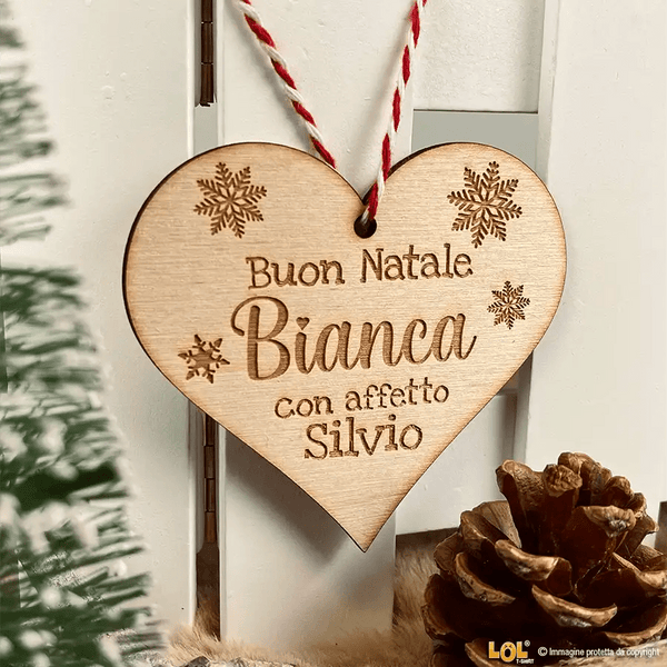 Decorazione per la casa a forma di cuore in legno personalizzata