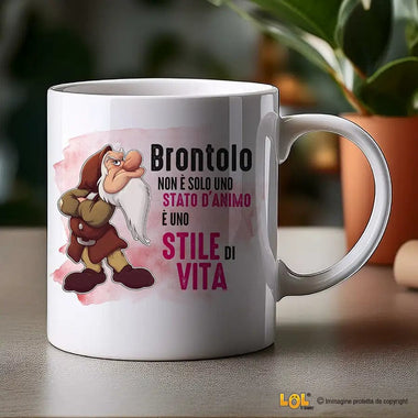 Tazza Divertente "Brontolo - Uno Stile di Vita" in Ceramica Tazze Personalizzate