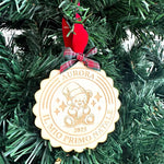 Pallina di Natale in Legno “Il Mio Primo Natale” con Orsetto – Personalizzata con Nome e Anno-Decorazioni natalizie-Lol T-shirt