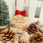 Pallina di Natale in legno Il Nostro Primo Natale da Sposati-Decorazioni natalizie-Lol T-shirt