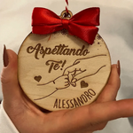 Pallina di Natale in legno Personalizzata con Nome Aspettando Te-Decorazioni natalizie-Lol T-shirt
