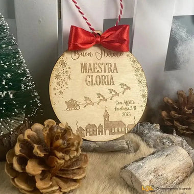 Pallina di Natale in legno Regalo per Maestra personalizzabile - Slitta Babbo Natale con Paesaggio-Decorazioni natalizie-Lol T-shirt