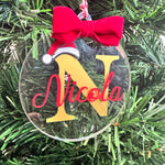 Pallina di Natale in Plexiglass trasparente personalizzata con nome e iniziale con Cappellino