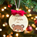 Pallina di Natale in Legno “Il Primo Natale” con Orsetto in 3D e Sonaglio – Personalizzata con Nome e Anno