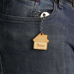 Portachiavi in legno a forma di casetta Home-Portachiavi-Lol T-shirt