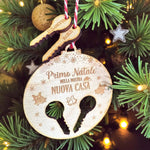Pallina di Natale in Legno Personalizzata con Chiavi e Nomi "Primo Natale Nella Nostra Nuova Casa" - Chiavi con Nome