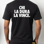 T-shirt Uomo con Frase sul Retro “Chi la dura la vince.”-T-shirt-Lol T-shirt