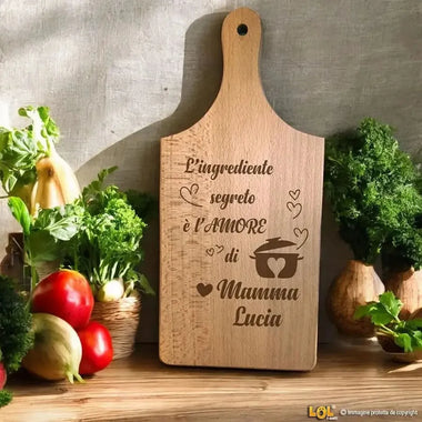 Tagliere in Legno Personalizzato con il Nome - L'Ingrediente Segreto è l'Amore di Mamma-Tagliere in Legno-Lol T-shirt