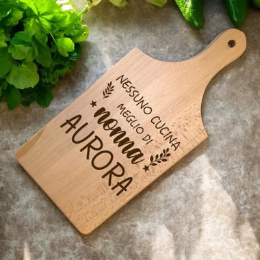 Tagliere Personalizzato con nome Nessuno cucina meglio di Nonna – Idea Regalo per i Nonni, Festa dei Nonni-Tagliere in Legno-Lol T-shirt