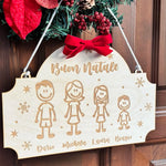 Targa Porta Natalizia Personalizzata con Membri e Nomi Famiglia – Decorazione in Legno con Fiocco Rosso in Velluto