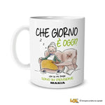 Tazza Che Giorno è Oggi Chi Se Ne Frega Sono in Pensione Personalizzata con Nome - Versione Donna-Tazze Personalizzate-Lol T-shirt