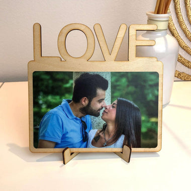 Cornice foto in legno con scritta Love – Idea Regalo San Valentino-Espositori per fotografie-Lol T-shirt