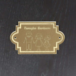 Fuoriporta Personalizzato con Membri della Famiglia in Plexiglass Effetto Specchio Oro-Targa Porta-Lol T-shirt