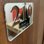Numeri Camera Hotel/Albergo in Plexiglas Specchio-Numeri Camera Hotel-Lol T-shirt
